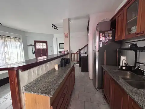 Depto Tipo Casa en Venta con 1 cocheras