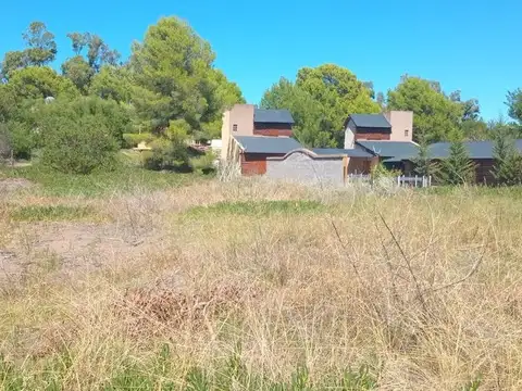 Terreno en Venta de 962,0 m2