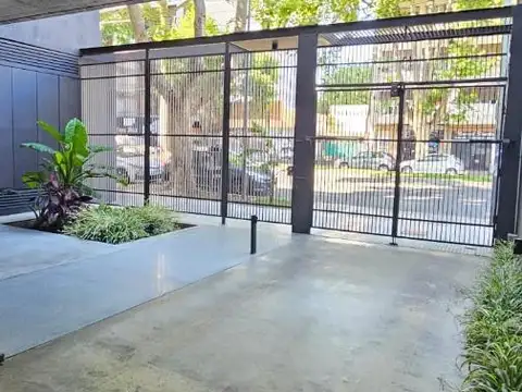 25 De Mayo 1700, Piso 4