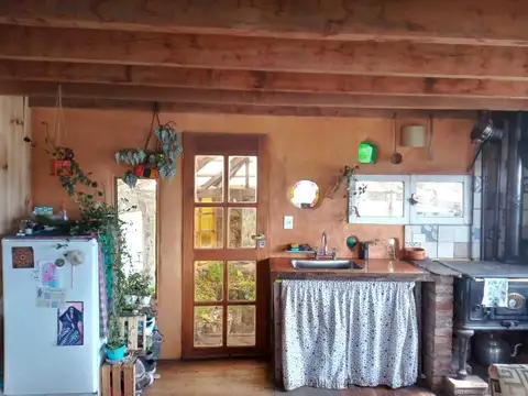 Casa 2 ambientes con 1 baño