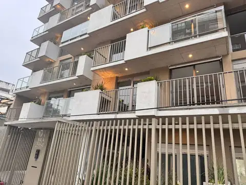 Venta Parque Batlle 1 dormitorio planta baja