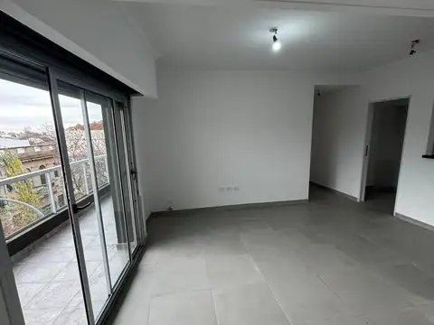 Nueva York 4900, Piso 3