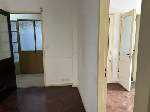 Oficina 2 ambientes con 1 baño