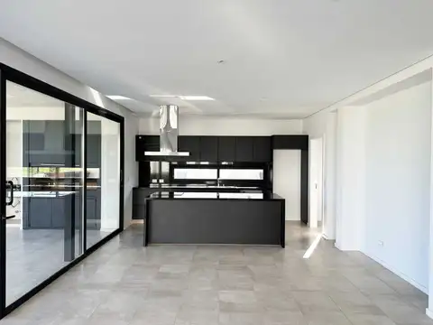 Casa en Venta en Pilar Golf Club, USD 439.000