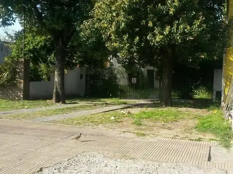 Terreno en Venta 8  mts Frente