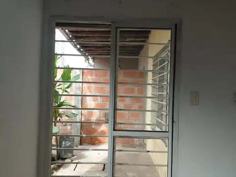 Casa en alquiler en  Cañuelas