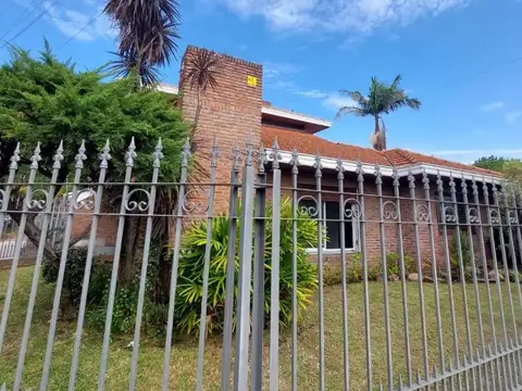 Casa en Venta en Lomas de Zamora, USD 210.000