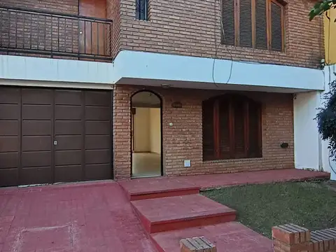 DÚPLEX de 3 dormit. c/ cochera | APTO CRÉDITO
