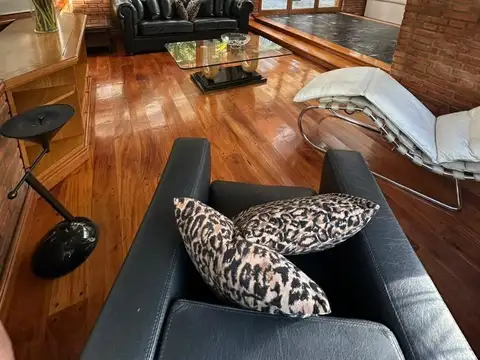 Casa en Alquiler de 4 dormitorios