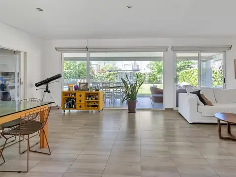 Casa en Alquiler en Pilar, USD 2.300