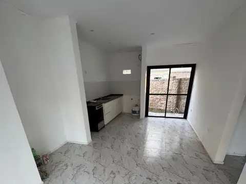 DEPARTAMENTO EN EL MIRADOR, LUJAN. EXCELENTE UBICACIÓN