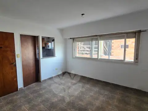 Avenida 7 800, Piso 9