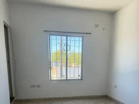 Departamento en Alquiler en Jose Clemente Paz, $ 300.000