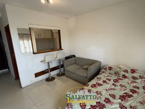 DEPARTAMENTO DE 1 AMBIENTE CON COCHERA A METROS DEL MAR