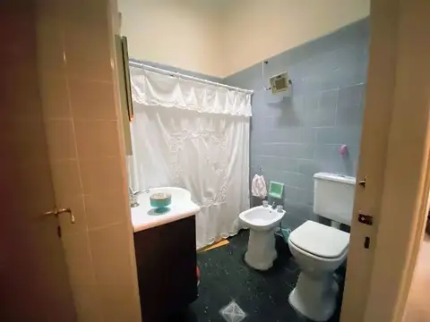 CASA EN VENTA DE 3 DORMITORIOS EN LA PLATA