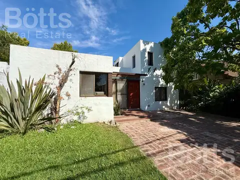 Casa en Alquiler de 4 dormitorios