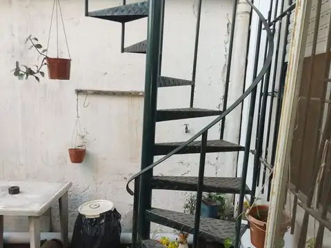 Depto Tipo Casa en Venta de 3 ambientes