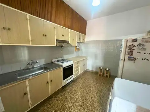 VENTA-LOCAL+CASA PA 2 DORMITORIOS-LA FLORIDA