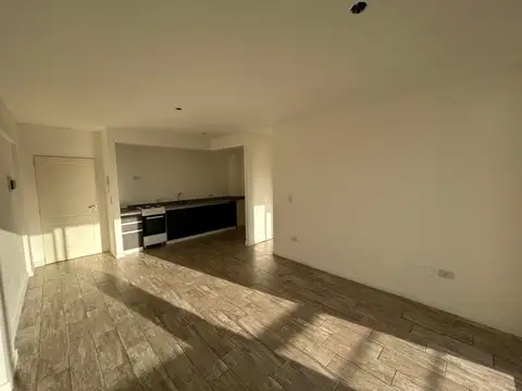 DEPARTAMENTO EN VENTA, DOS AMBIENTES, CON PERFECTA UBICACION