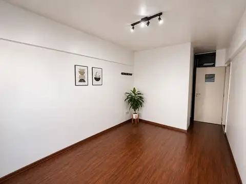 Oficina en Alquiler en Barrio Norte, USD 1.100