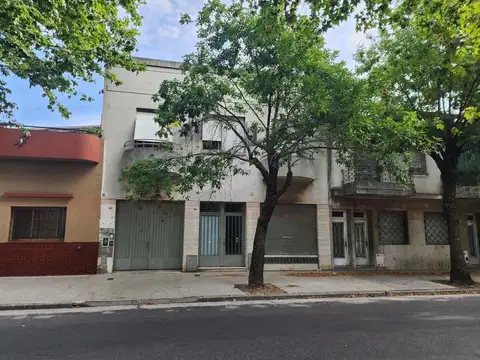 GALPÓN DE 700 M² EN CABA, POMPEYA