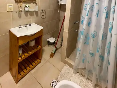 EN VENTA, APTO COMERCIAL- PUEBLO BELGRANO