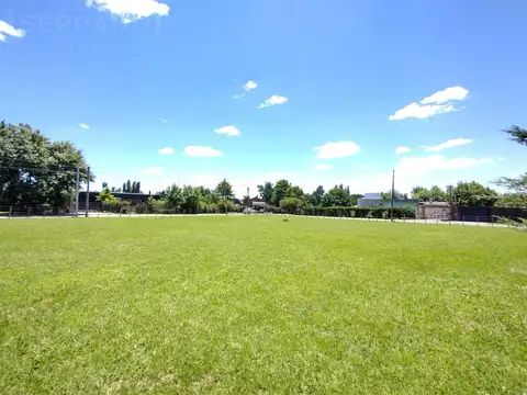SDA. Venta Lote de terreno. Obligado al 400, Barrio Parque Sakura, Exaltacion de la Cruz