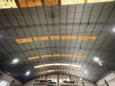 Junin 1035 - Galpon 1100m2