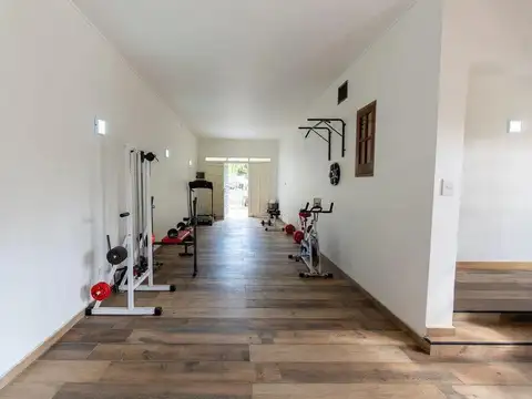 Casa en venta - 3 Dormitorios 3 Baños - Ensenada