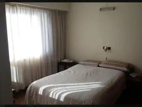 Avenida Rivadavia 11000