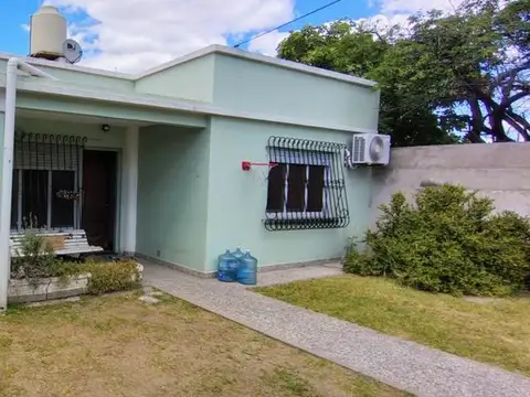 VENTA CASA SAN JUSTO 3 AMB. DOBLE TERRENO 484 M2