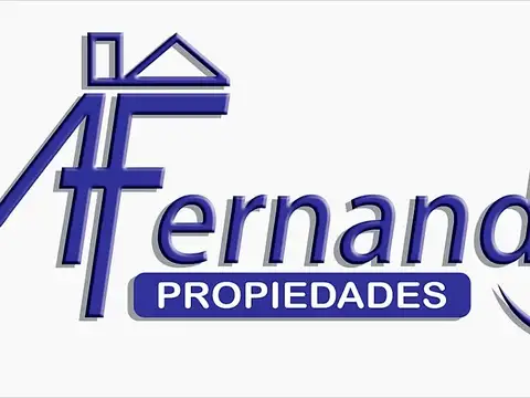 Venta Casa de 8 ambientes con garage en excelente zona.