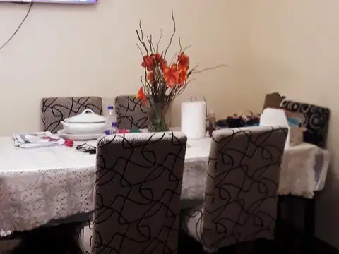 Casa 5 ambientes con 4 baños