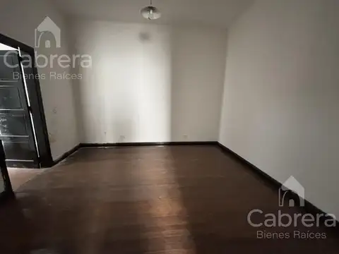 Venta de dos casas en conjunto con patio Quilmes Centro, Buenos Aires.