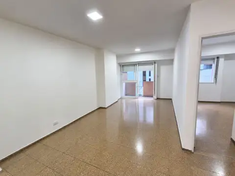Dpto 2 dorm con balcon y terraza propia centro
