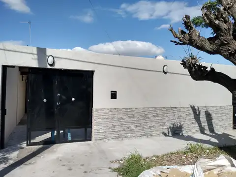 Departamento tipo casa en alquiler en Banfield