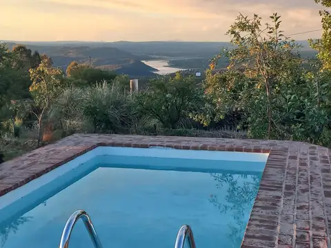 CASA EN VENTA LOS HORNILLOS