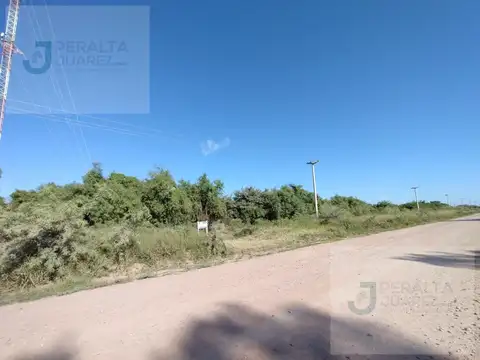 Terreno en Venta 83  mts Frente