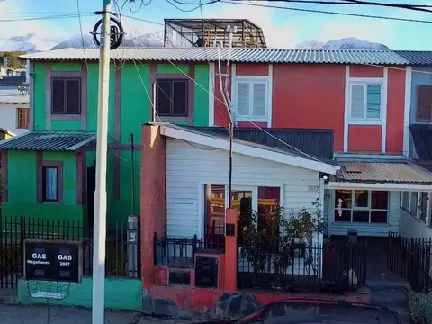 Casa en venta 3 dormitorios + quincho USH