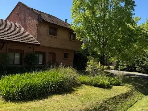 Casa en Alquiler en Highland Park Country Club, USD 6.000