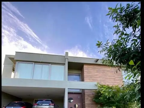 Casa en Venta 16 años