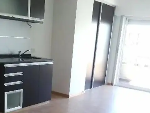 Departamento de 1 Ambiente divisible contrfrente con balcon