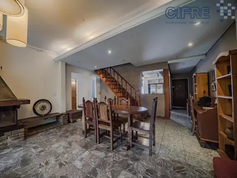 Depto Tipo Casa en Venta 40 años