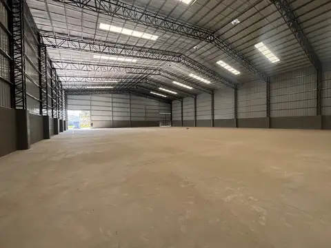 Nave Industrial en Francisco Alvarez