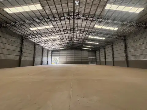 Nave Industrial en Francisco Alvarez