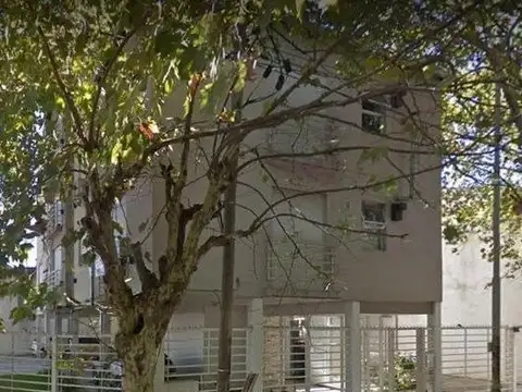 DEPARTAMENTO DE 2 AMBIENTES AL FRENTE C/ BALCON EN VENTA - MORON NORTE