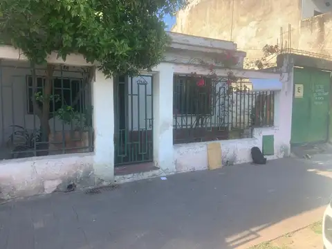 CASA 4 DORM VENTA ZONA MACROCENTRO SALTA