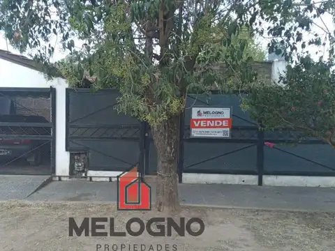 Casa en  Venta - Paso del Rey