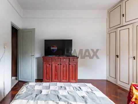 Depto Tipo Casa en Venta 50 años