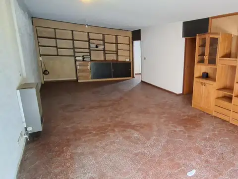 Depto Tipo Casa en Venta 40 años